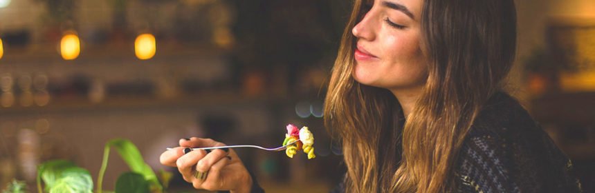 Benefits of eating in peace
